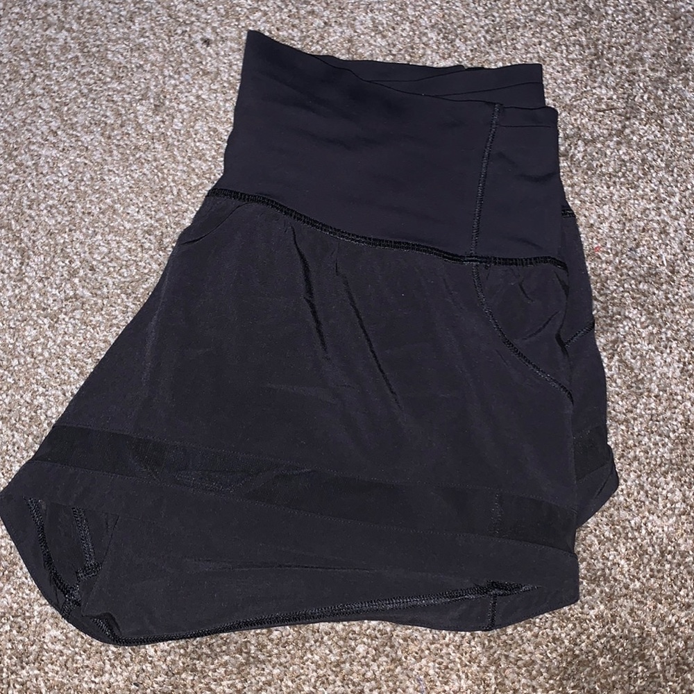 EUC Black Lululemon shorts